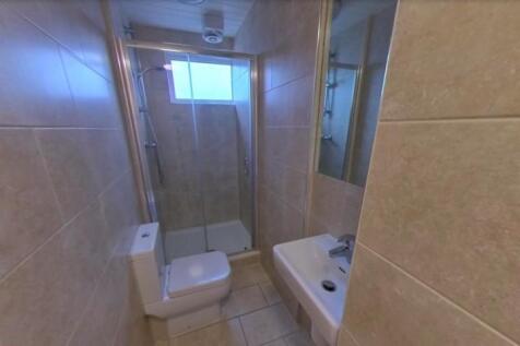 Shower Room with WC