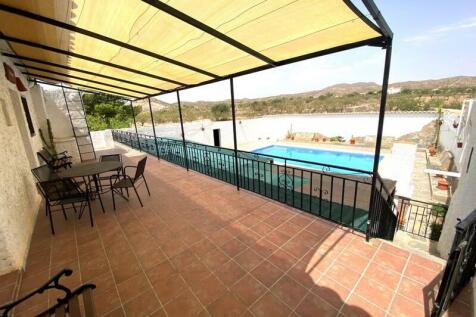 Property Image 32