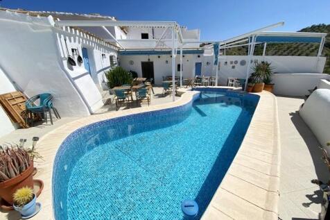 Property Image 4