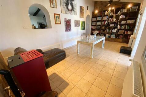 Property Image 9