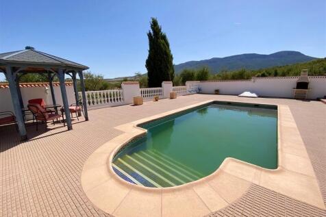 Property Image 38