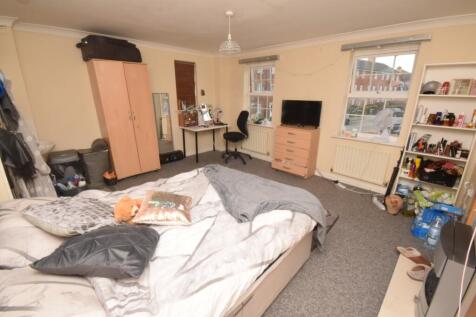 Middle Floor Bedroom