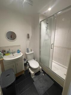 En Suite Bathroom