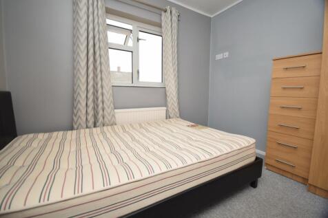 Upstairs Bedroom 4