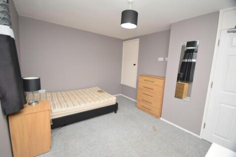 Upstairs Bedroom 6