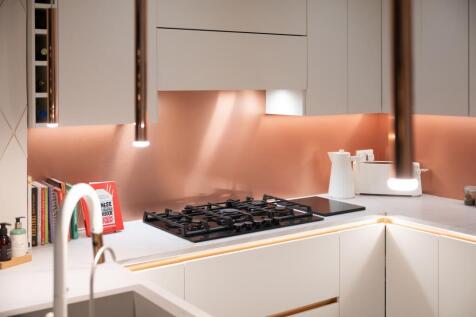 Kitchen/Entertainment
