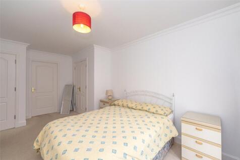 Bedroom 1 Alt