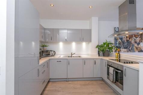 Dining Kitchen Alt