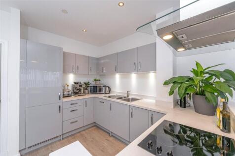Dining Kitchen Alt