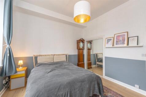 Bedroom Alt