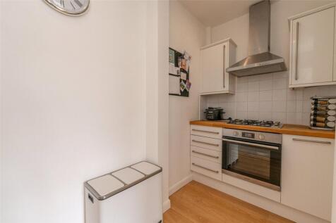 Kitchen Alt