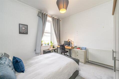 Bedroom Alt