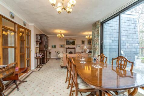 Dining Area Alt