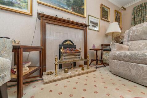 Lounge Fireplace