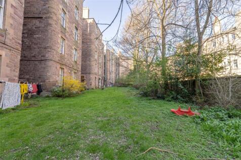 Shared Rear Garden