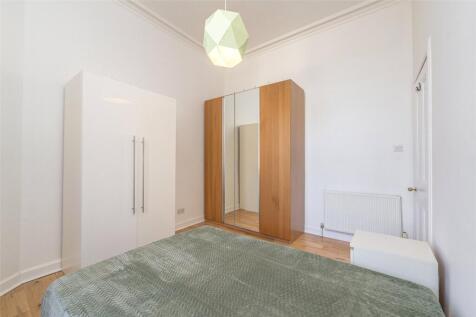 Bedroom 1 Alt