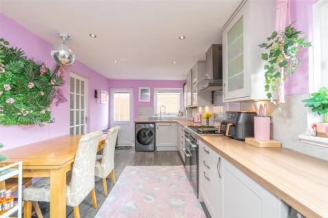 Dining Kitchen Alt