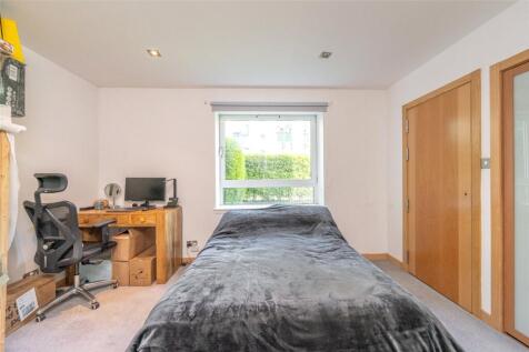 Bedroom 1 Alt