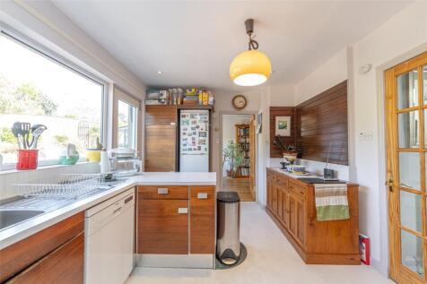 Kitchen Alt
