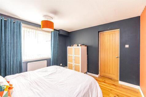Bedroom 1 Alt