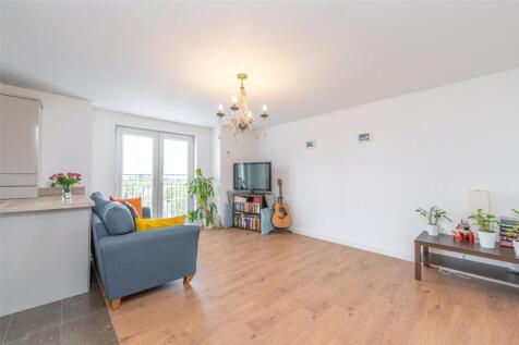 Lounge/Kitchen