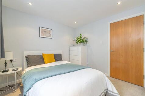 Bedroom 1 Alt