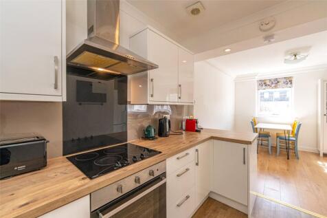 Kitchen Alt