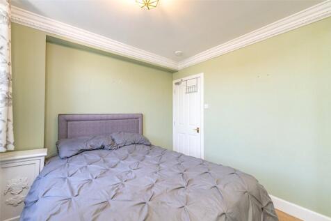 Bedroom 1 Alt