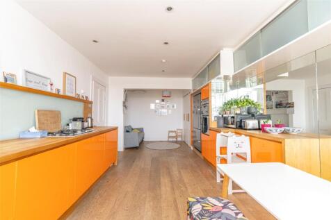 Kitchen Alt