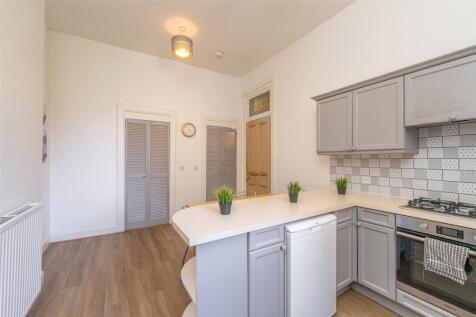 Dining Kitchen Alt