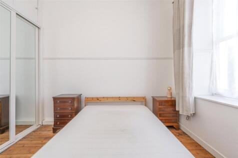 Bedroom Alt
