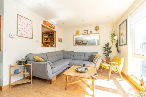 Lounge Alt