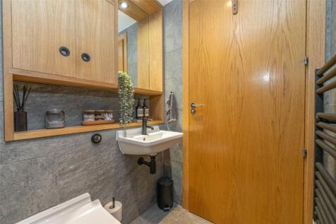 Shower Room Alt