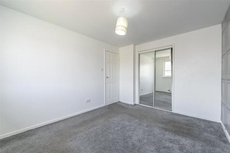 Bedroom 1 Alt