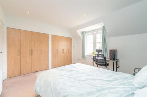 Bedroom 1 Alt