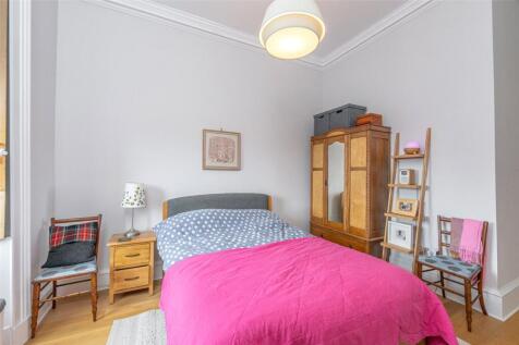 Bedroom 1 Alt