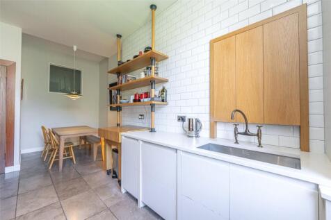 Kitchen Alt