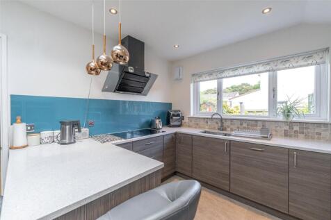 Kitchen Alt