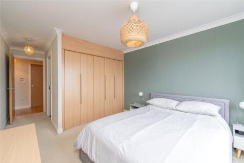 Bedroom 1 Alt