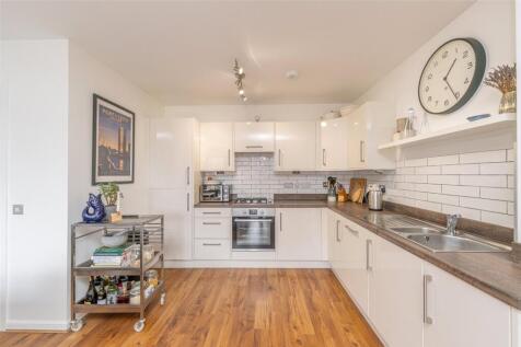 Kitchen Alt
