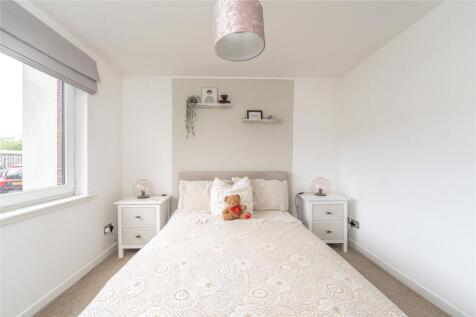 Bedroom 1 Alt