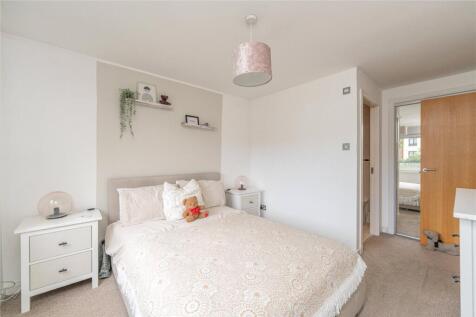Bedroom 1 Alt