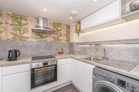 Kitchen Alt