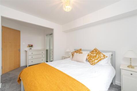 Bedroom 1 Alt