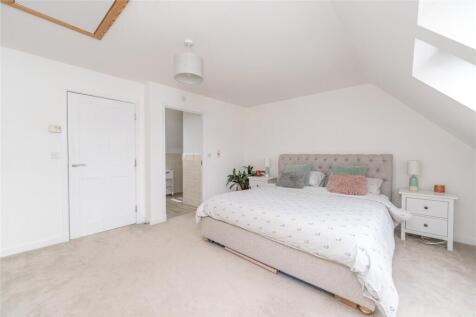 Bedroom 1 Alt