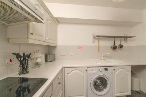 Kitchen Alt