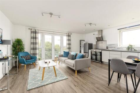 Lounge/Kitchen