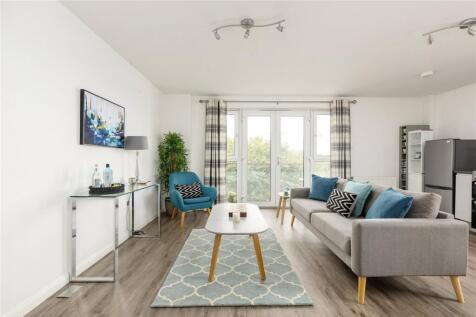 Lounge/Kitchen Alt