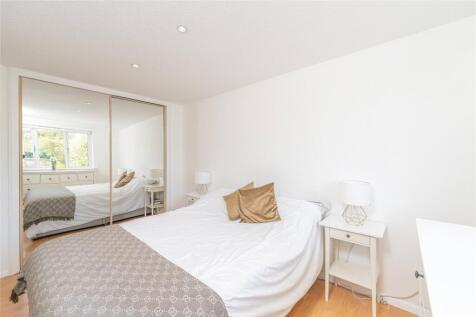 Bedroom 1 Alt