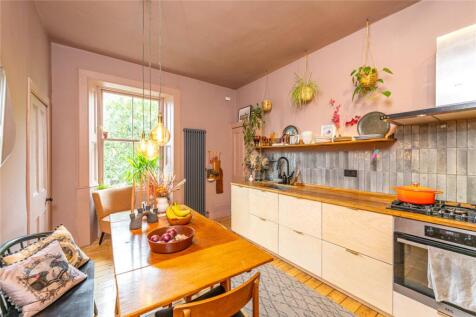 Kitchen Alt